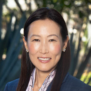 Gloria Lee